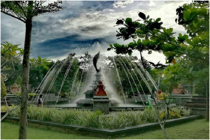<p>Ket Foto: Pesona Taman Pasanggrahan Padjajaran Purwakarta (Foto/Instagram/@windah_0810)</p>
