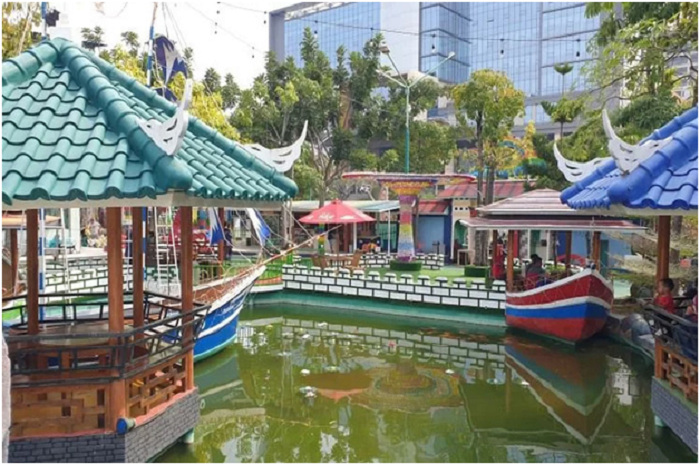 <p>Ket Foto: Pesona Rainbow Garden Bekasi (Foto/Google Maps/Keluarga HaWaRa)	</p>
