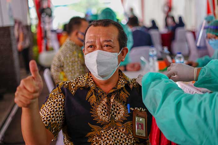 <p>Foto: Pelaksanaan vaksinasi di Indonesia.</p>
