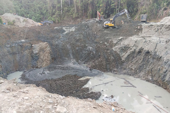 <p>Foto: Tambang Emas Ilegal Buranga, Parigi Moutong, Sulawesi Tengah.</p>
