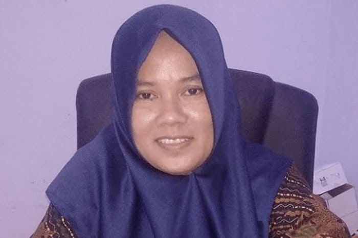 <p>Foto: Kabid PAUD Disdikbud Parigi Moutong, Nurlina.<br />
Disdikbud: Orang Tua Diimbau Dampingi Tumbuh Kembang Anak.</p>
