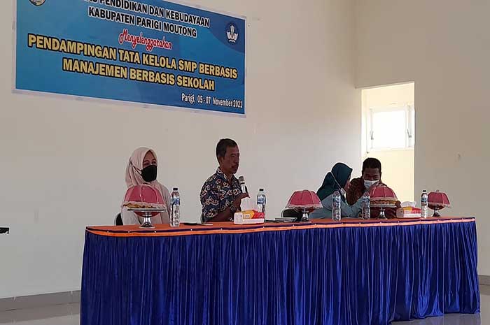 <p>Foto: Disdikbud Terapkan Manajemen Berbasis Sekolah Perkuat Tata Kelola SMP.</p>
