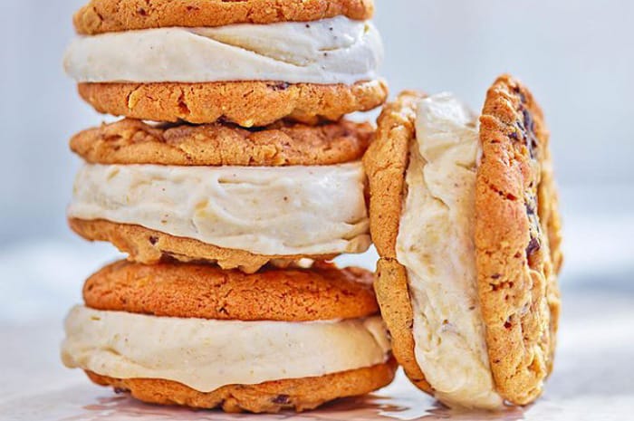<p>Ket foto: resep cemilan es krim sandwich (foto/Instagram/@bbcgoodfood)</p>
