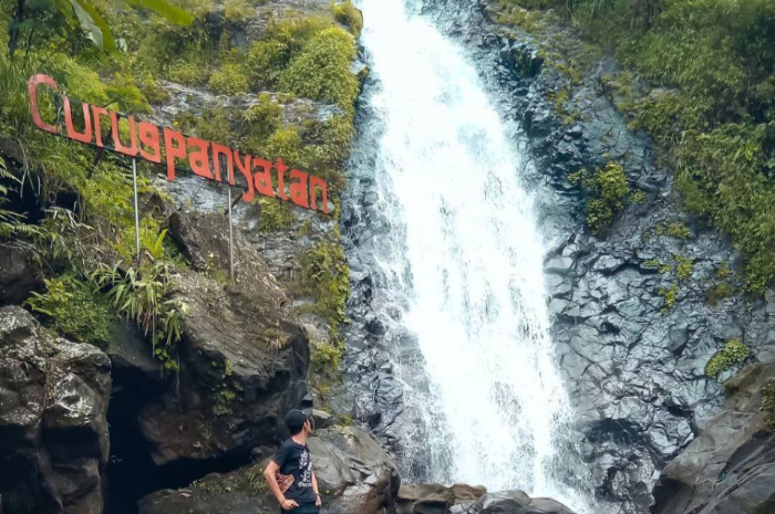 <p>Ket foto: Panorama eksotis wisata Curug Panyatan yang ada di Purbalingga (Foto/Instagram/mzr_azizi)</p>

