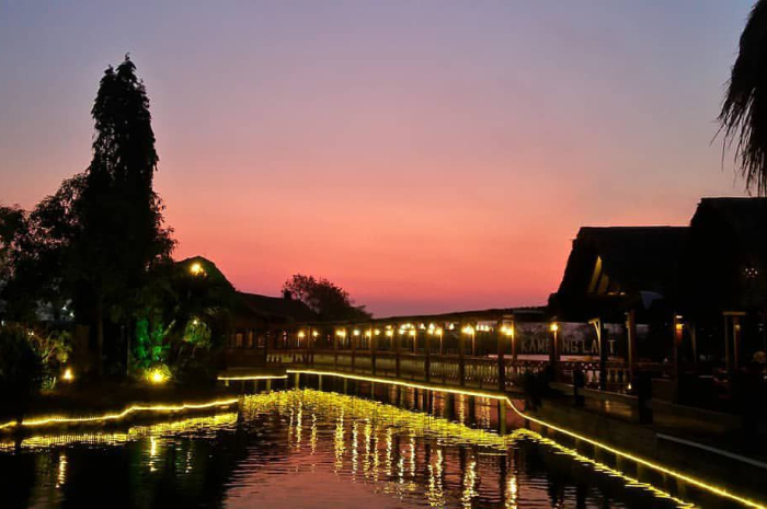 <p>Ket foto: Wisata Kampung Laut Semarang menyuguhkan pemandangan alam yang memukau, cocok untuk berkumpul bersama keluarga (Foto/Instagram/mariatul.qibtiyah)</p>
