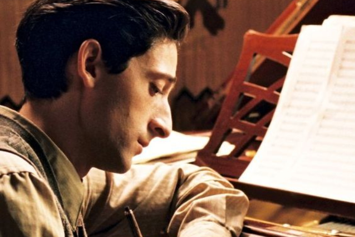 <p>Ket Foto: Pemeran Film The Pianist (Foto/Pinterest @Imaninisari)</p>
